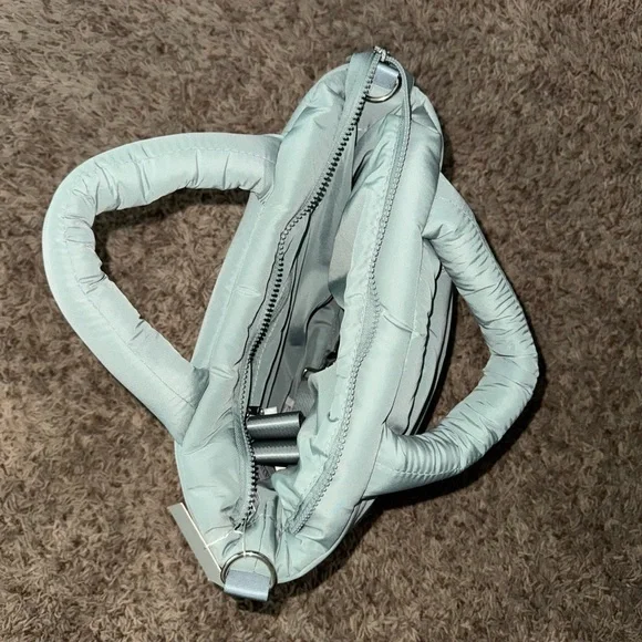 Travel Puffer Bag - Slate Gray - Picture 5 of 6